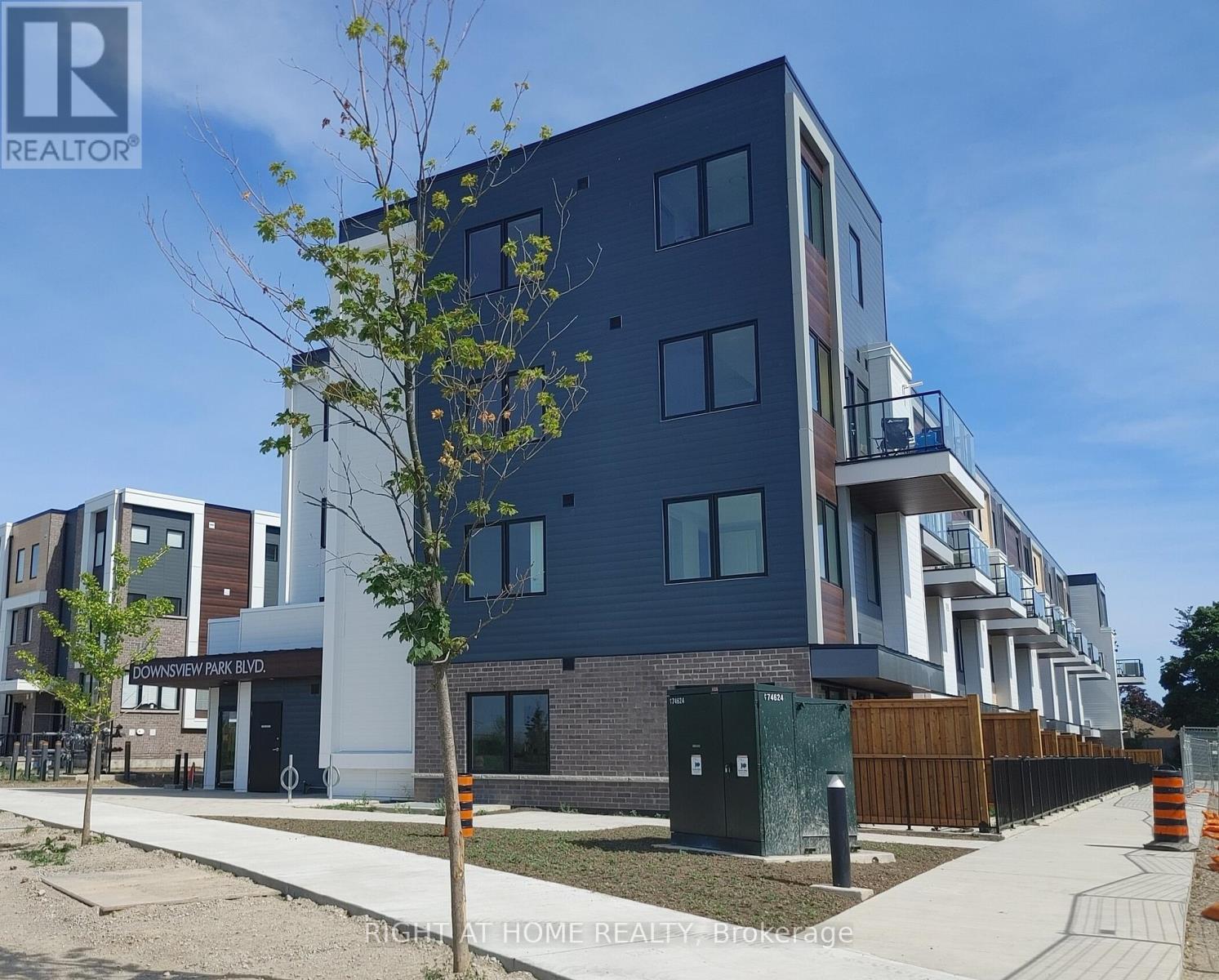 113 - 155 Downsview Park Boulevard, Toronto, Ontario  M3K 0E3 - Photo 15 - W12874424