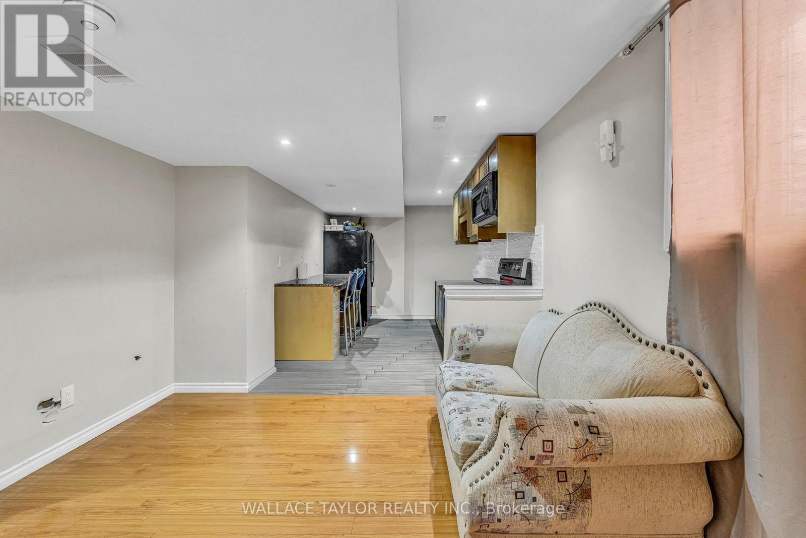 Bsmt - 6 Notman Way, Brampton, Ontario  L7A 2Z1 - Photo 12 - W12874430