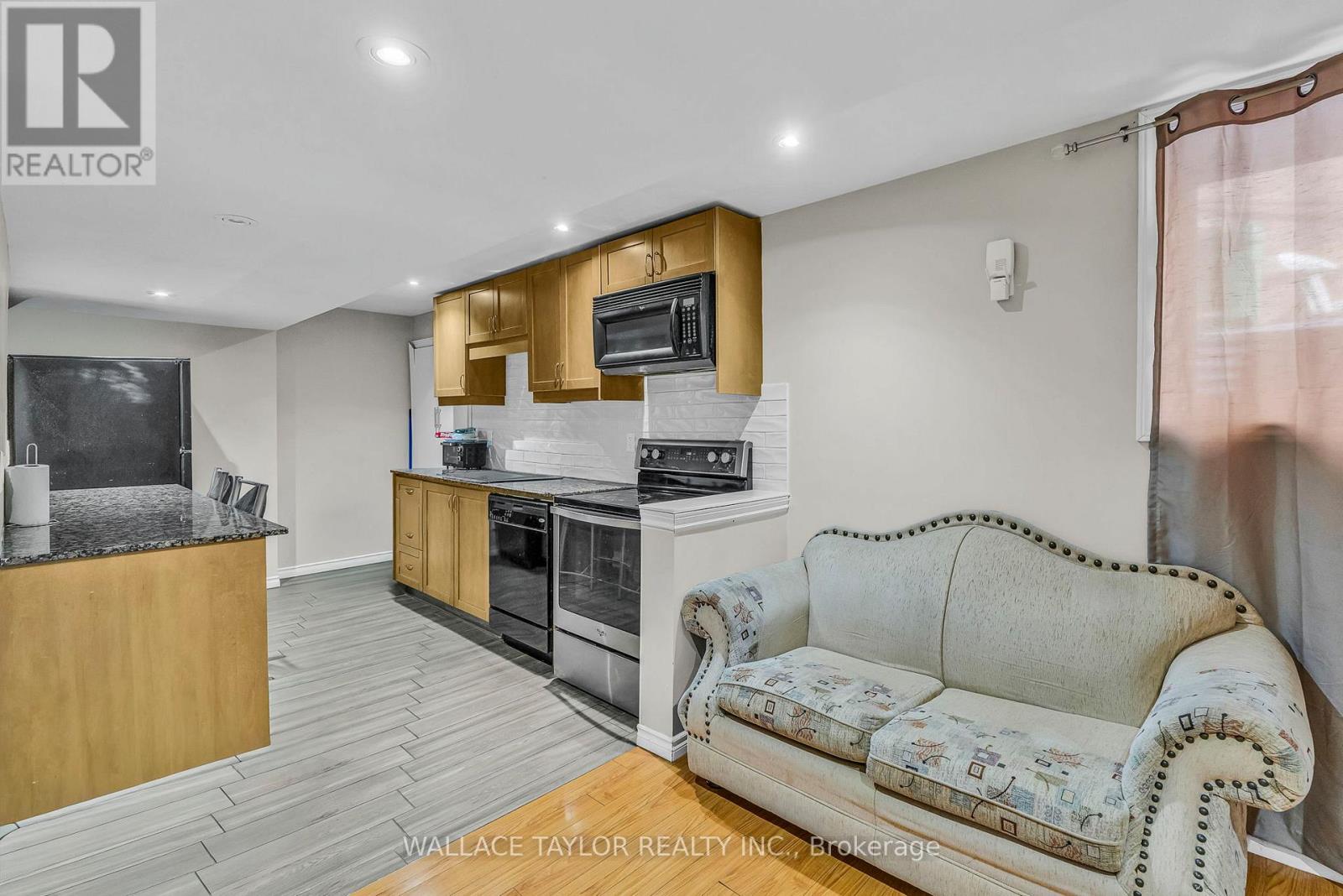 Bsmt - 6 Notman Way, Brampton, Ontario  L7A 2Z1 - Photo 3 - W12874430