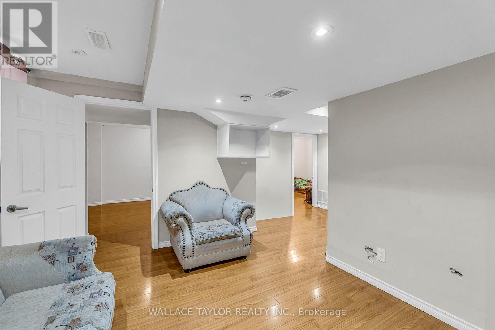 Bsmt - 6 Notman Way, Brampton, Ontario  L7A 2Z1 - Photo 9 - W12874430