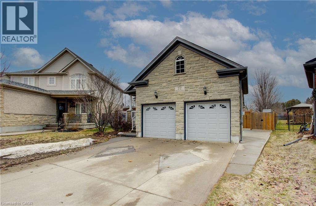22 Mullin Drive, Guelph, Ontario  N1E 0E1 - Photo 3 - 40811505