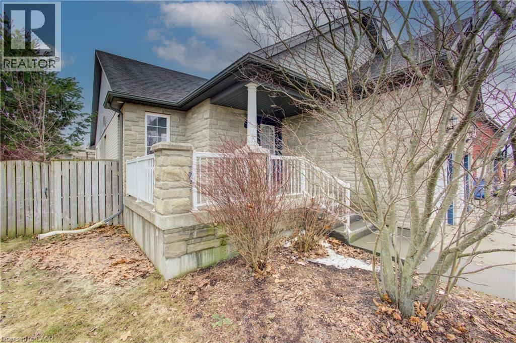 22 Mullin Drive, Guelph, Ontario  N1E 0E1 - Photo 4 - 40811505