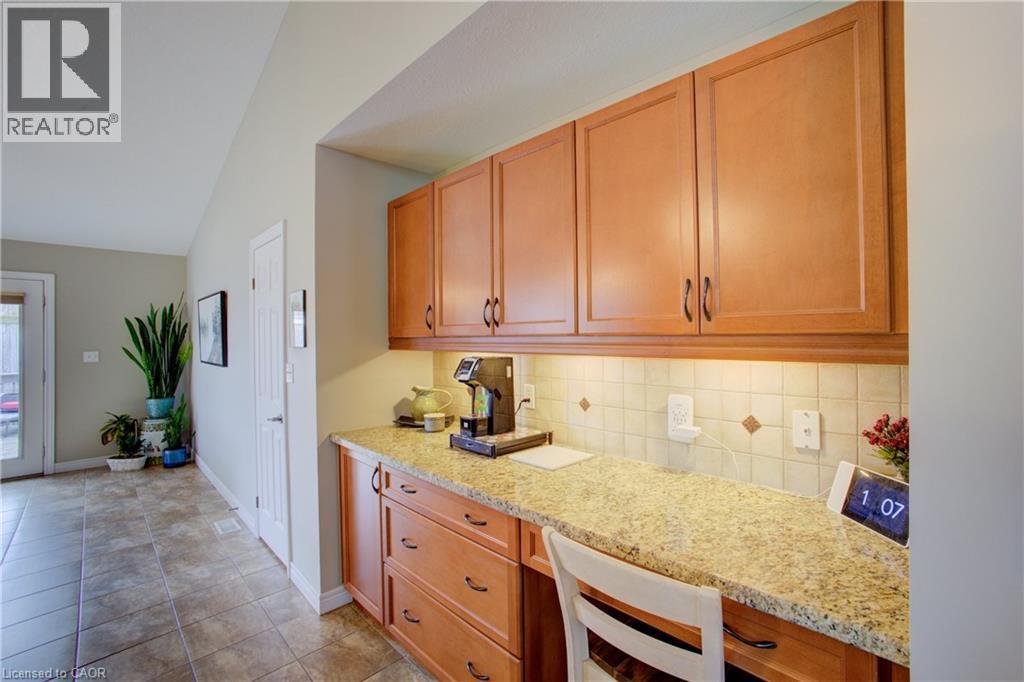 22 Mullin Drive, Guelph, Ontario  N1E 0E1 - Photo 11 - 40811505