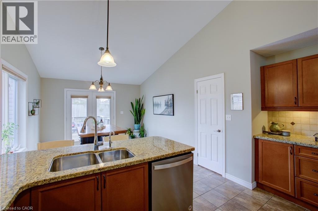 22 Mullin Drive, Guelph, Ontario  N1E 0E1 - Photo 14 - 40811505