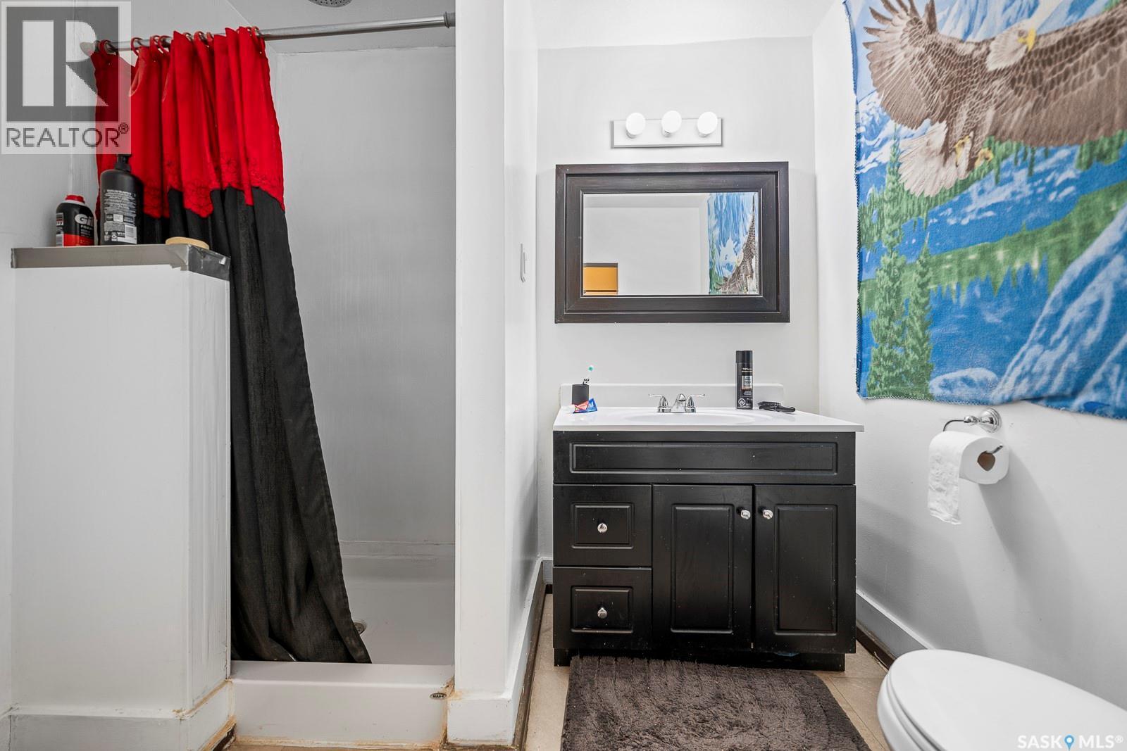 1266 Robinson Street, Regina, Saskatchewan  S4T 2N2 - Photo 7 - SK030087