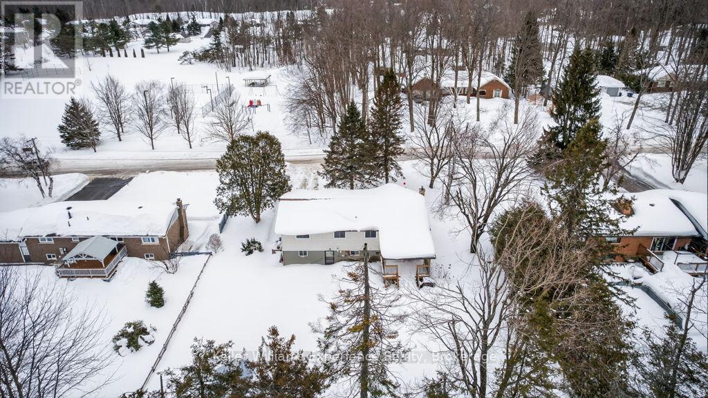 2060 Avery Lane, Severn, Ontario  L3V 6H2 - Photo 11 - S12806774