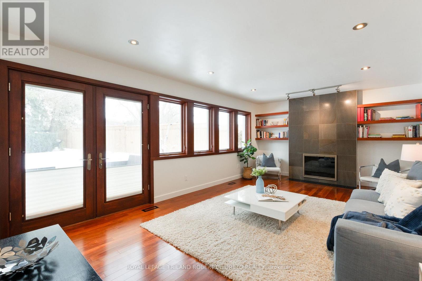 Photo 15 of 48 for 20 Cherokee Road