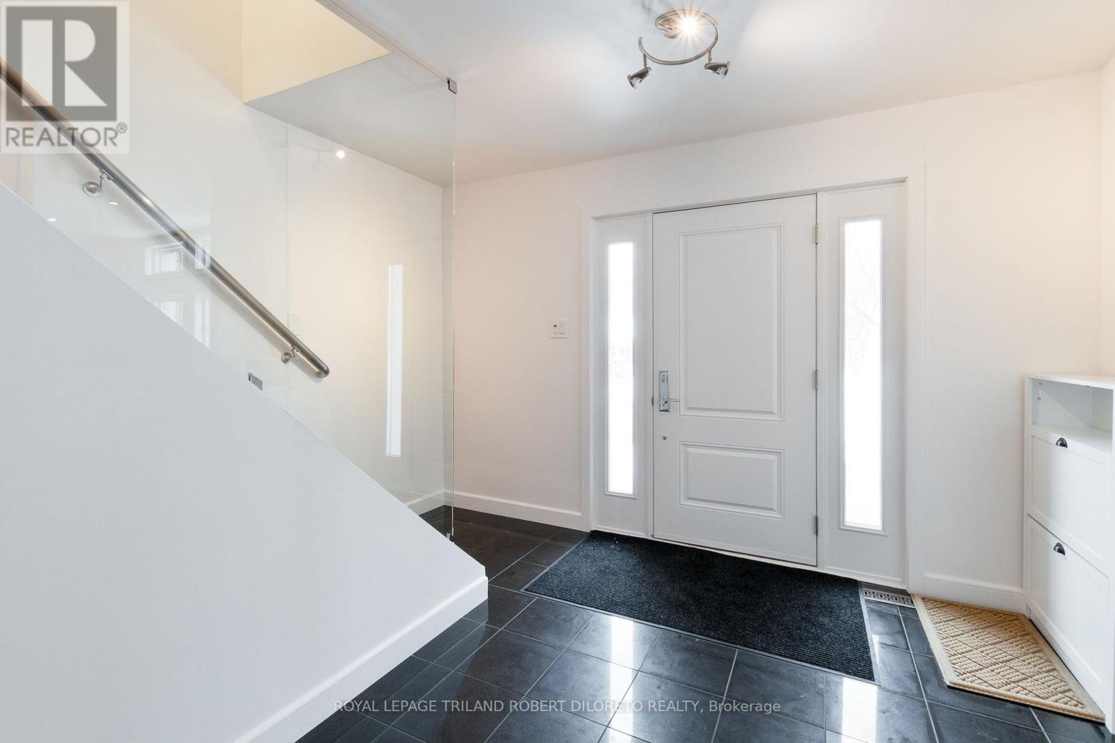 20 Cherokee Road, London North (North A), Ontario  N6G 2N8 - Photo 7 - X12797006