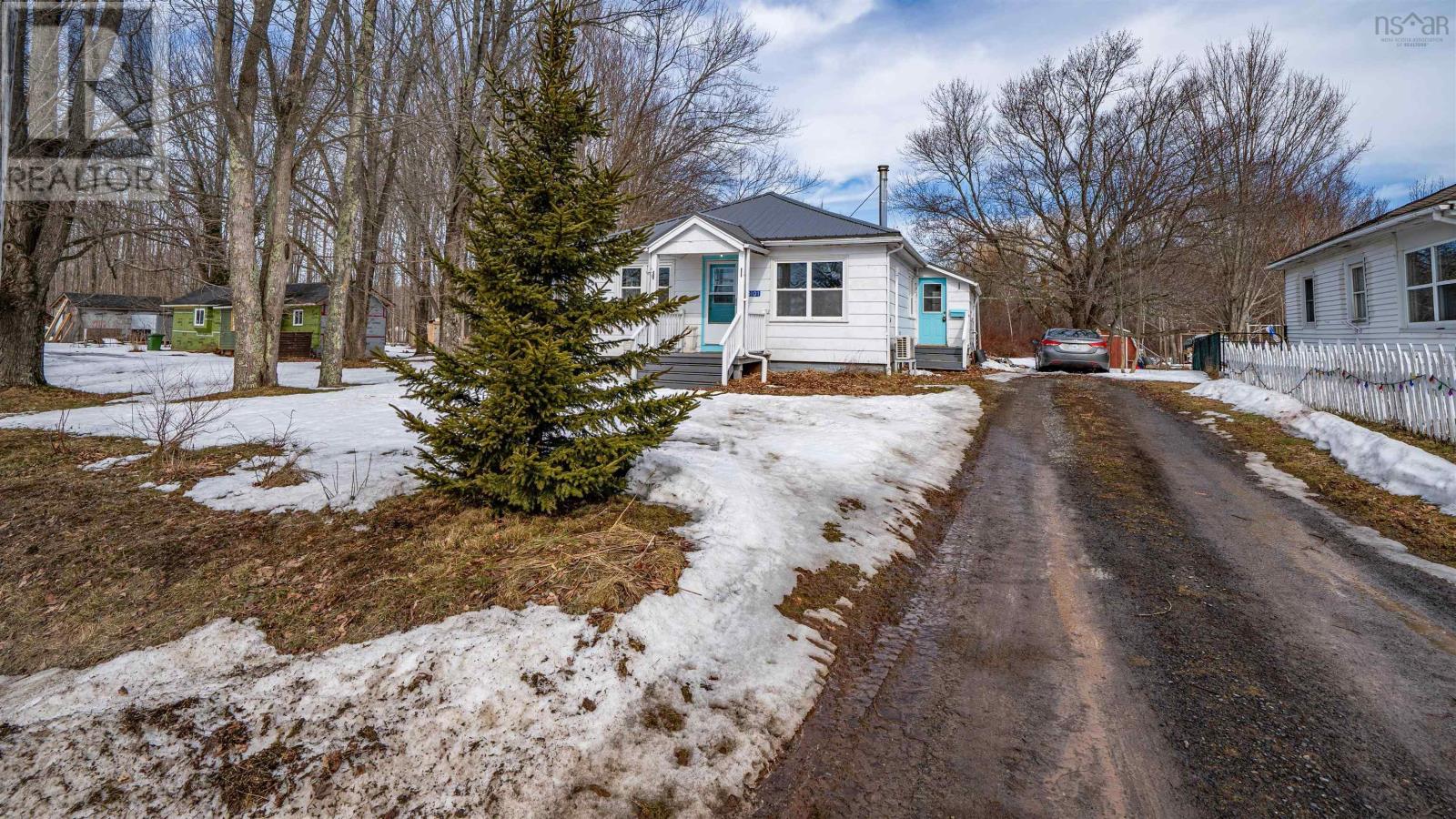 10101 Highway 221, Habitant, Nova Scotia B0P 1H0 - Photo 2 - 202604247