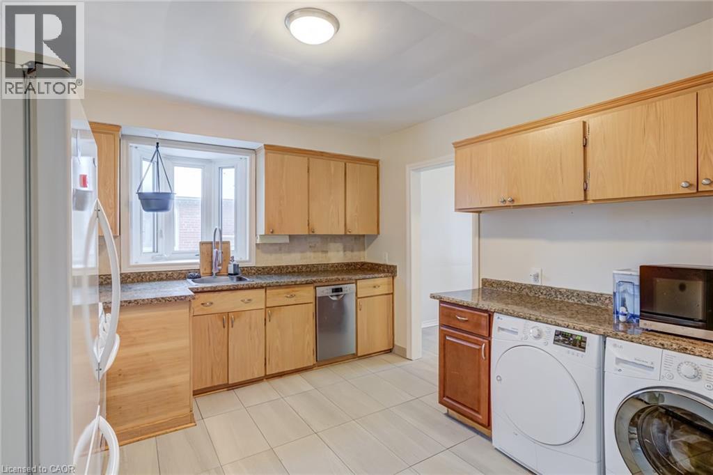 2322 Redfern Road, Burlington, Ontario  L7R 1X3 - Photo 13 - 40799040