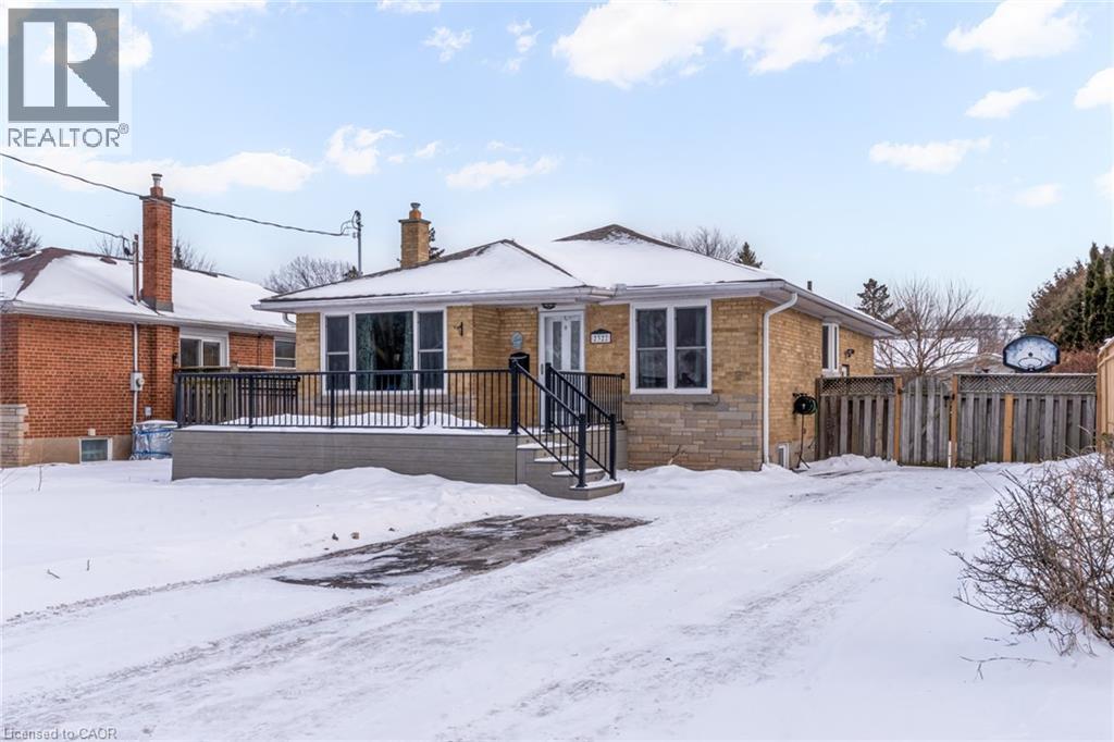 2322 REDFERN Road, Burlington, Ontario