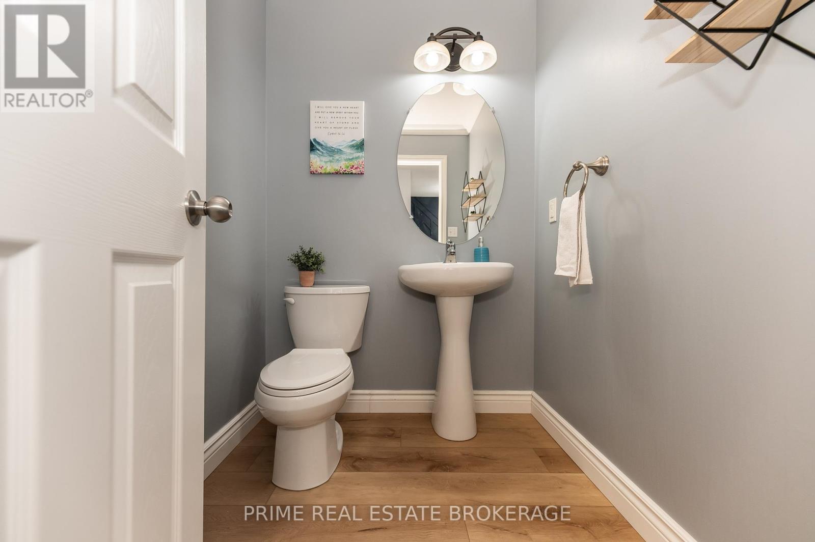 Lorem Ipsum Dolor S, St. Thomas, Ontario  N5R  - Photo 11 - DEMO29461087