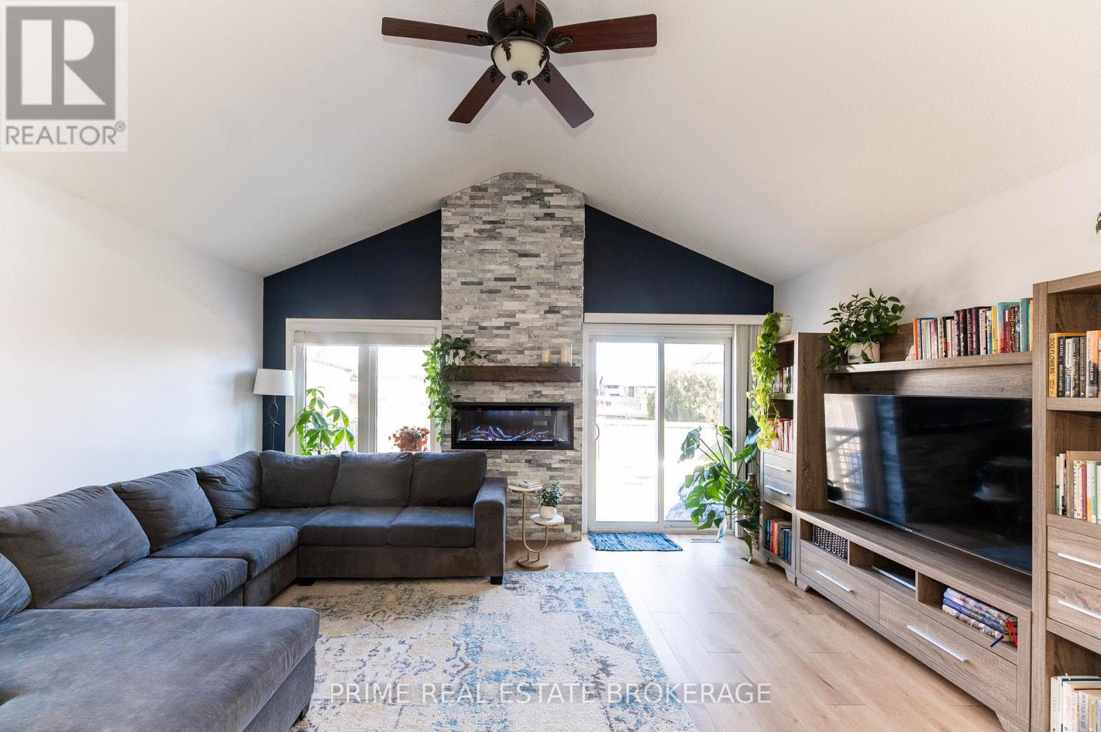 Lorem Ipsum Dolor S, St. Thomas, Ontario  N5R  - Photo 24 - DEMO29461087