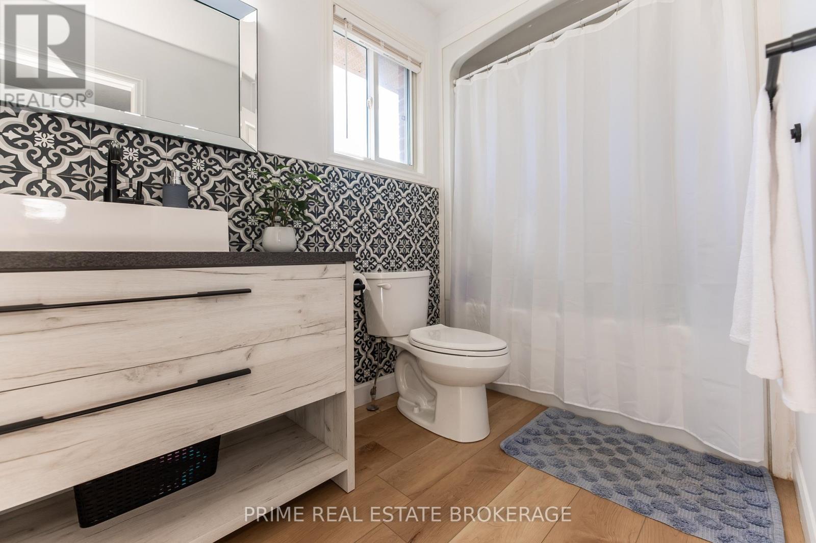 Lorem Ipsum Dolor S, St. Thomas, Ontario  N5R  - Photo 31 - DEMO29461087