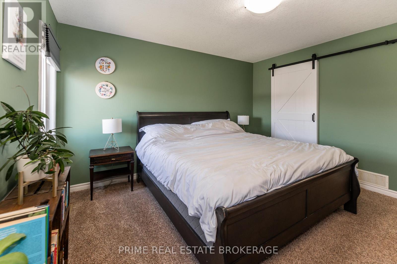 Lorem Ipsum Dolor S, St. Thomas, Ontario  N5R  - Photo 34 - DEMO29461087