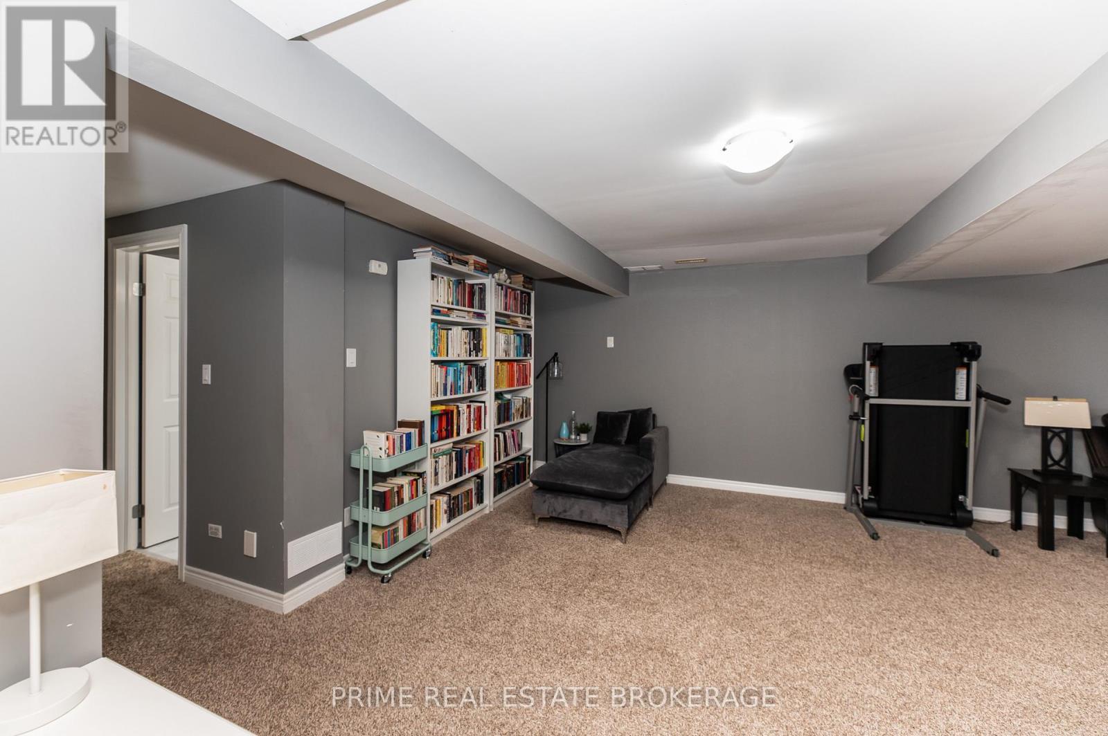 Lorem Ipsum Dolor S, St. Thomas, Ontario  N5R  - Photo 36 - DEMO29461087