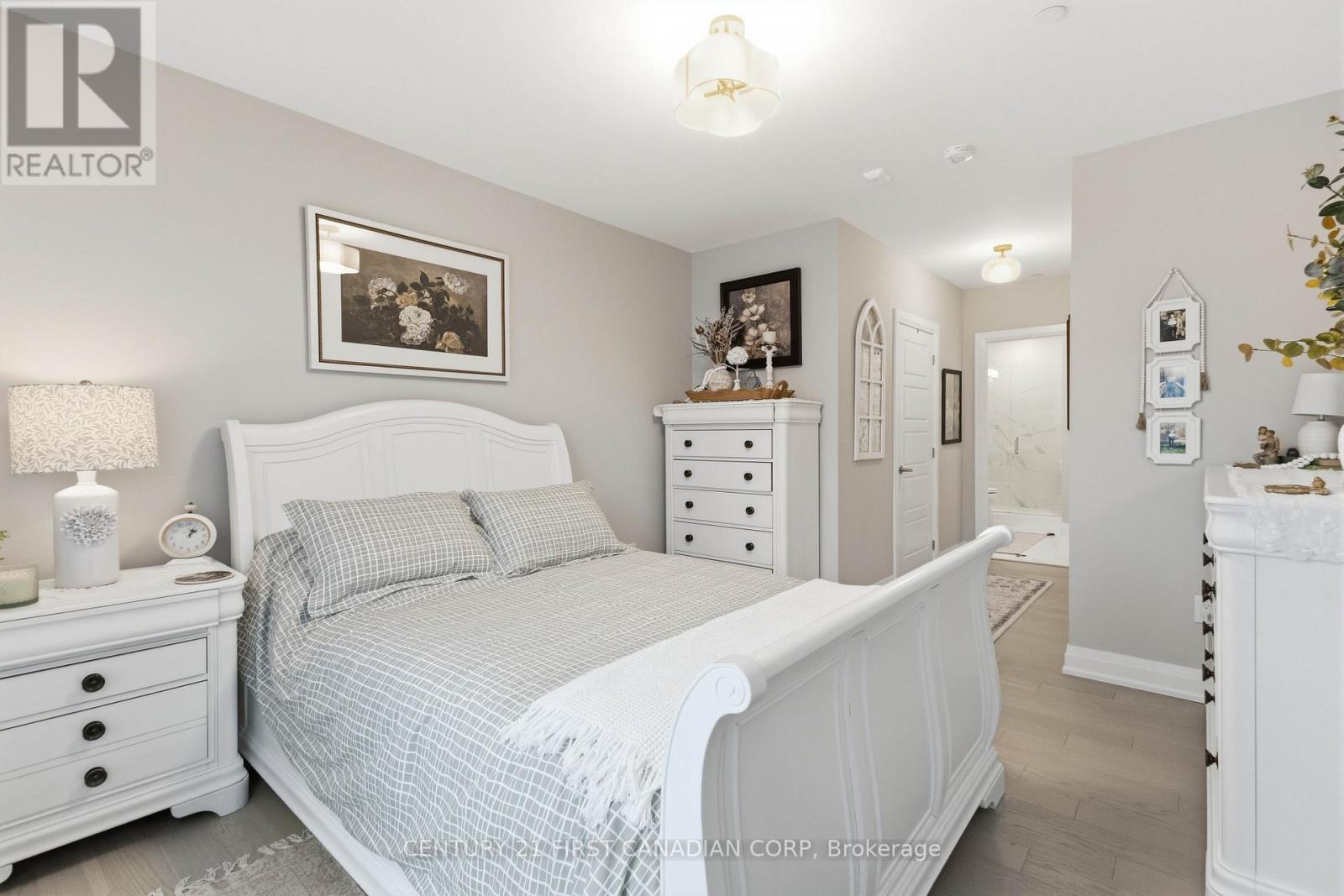 Photo 35 of 50 for 105 - 1975 Fountain Grass Drive