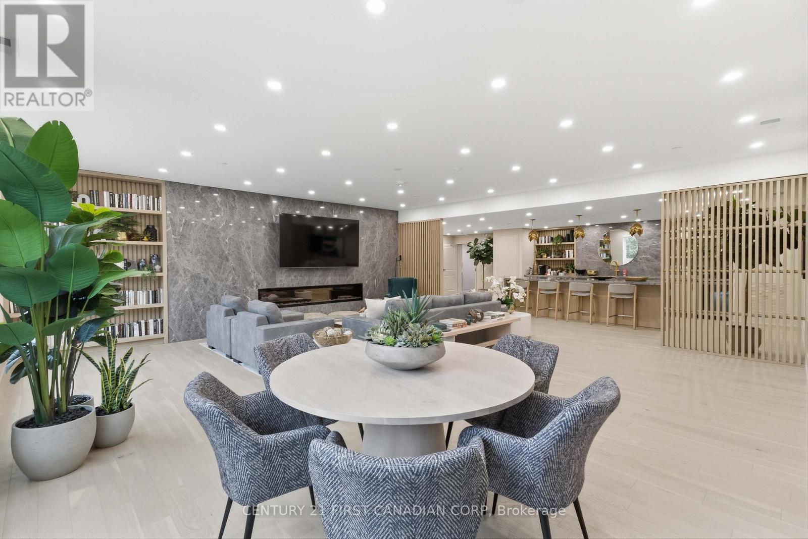 Photo 41 of 50 for 105 - 1975 Fountain Grass Drive