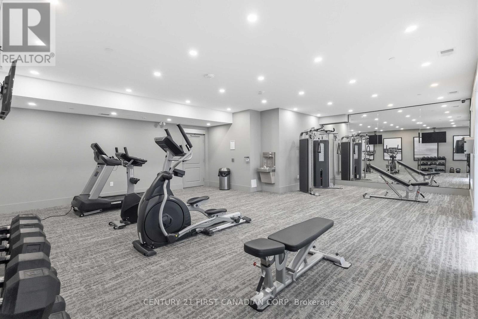 Photo 45 of 50 for 105 - 1975 Fountain Grass Drive