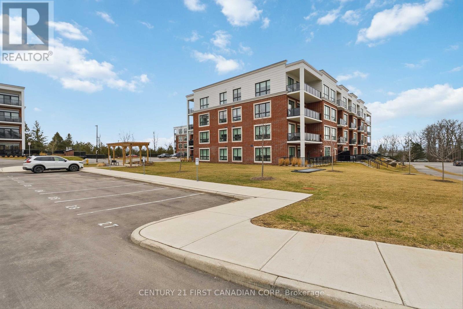 Photo 6 of 50 for 105 - 1975 Fountain Grass Drive