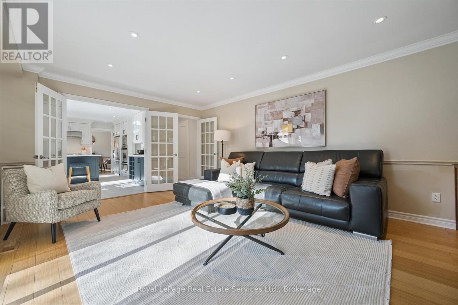 260 Princess Royal Court, Oakville, Ontario  L6H 3A5 - Photo 16 - W12874506