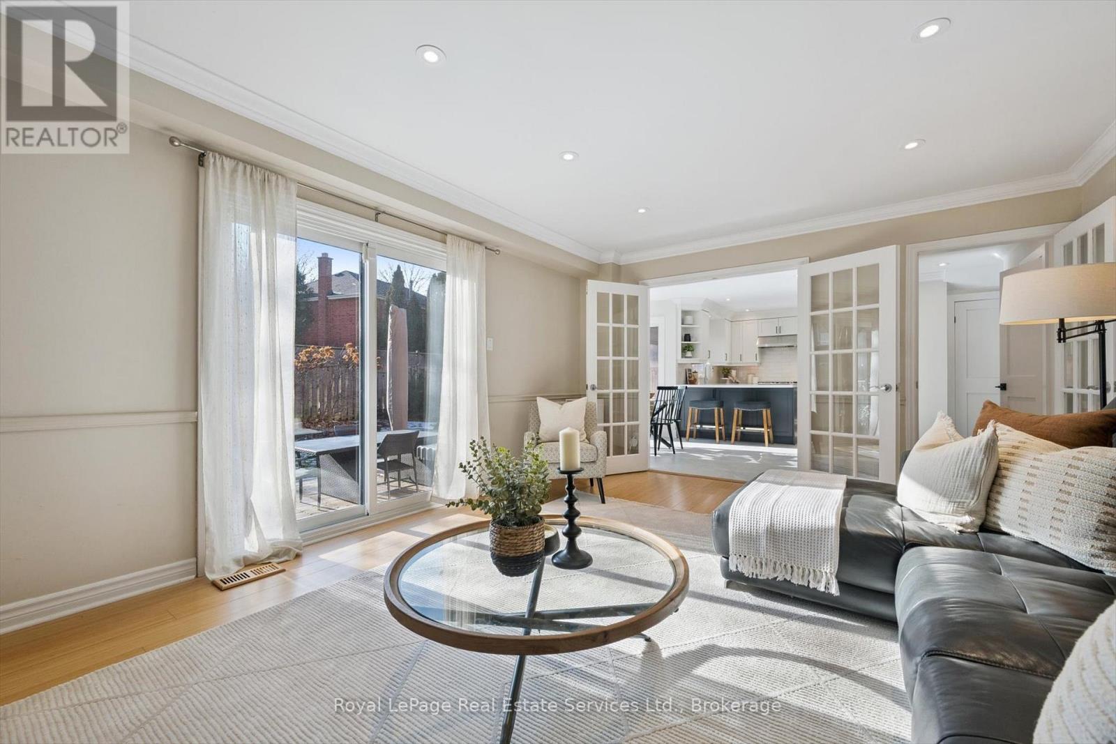 260 Princess Royal Court, Oakville, Ontario  L6H 3A5 - Photo 17 - W12874506