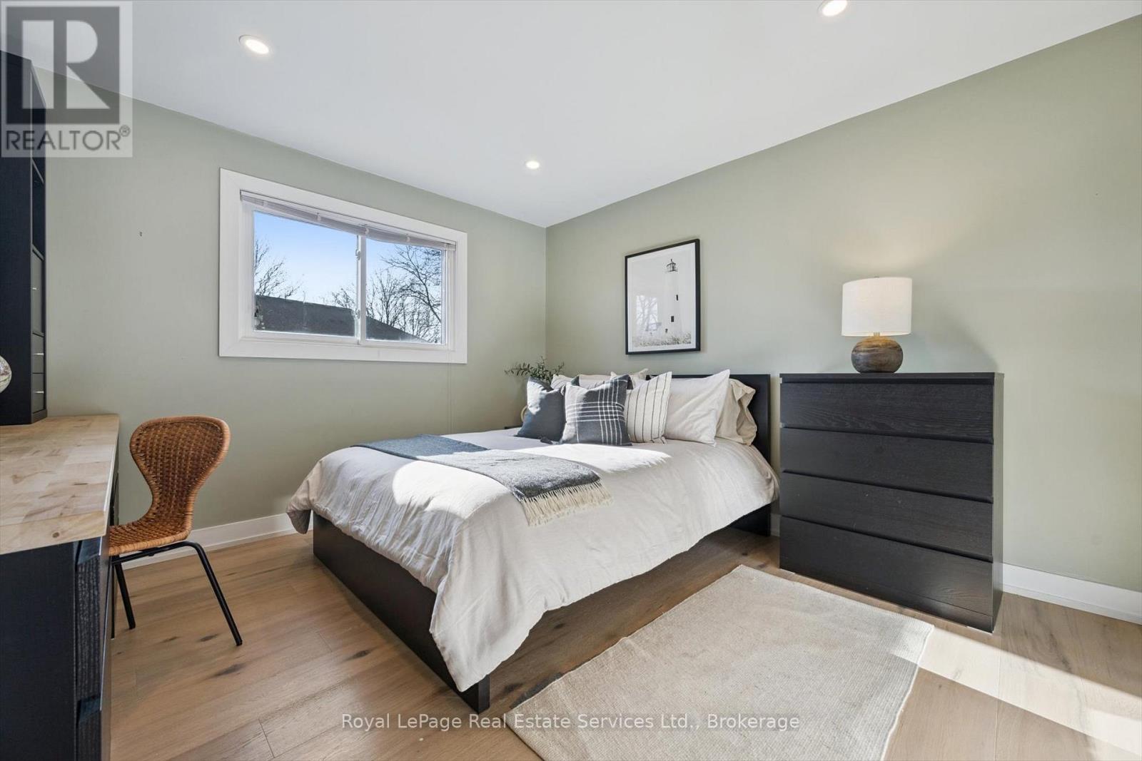 260 Princess Royal Court, Oakville, Ontario  L6H 3A5 - Photo 27 - W12874506