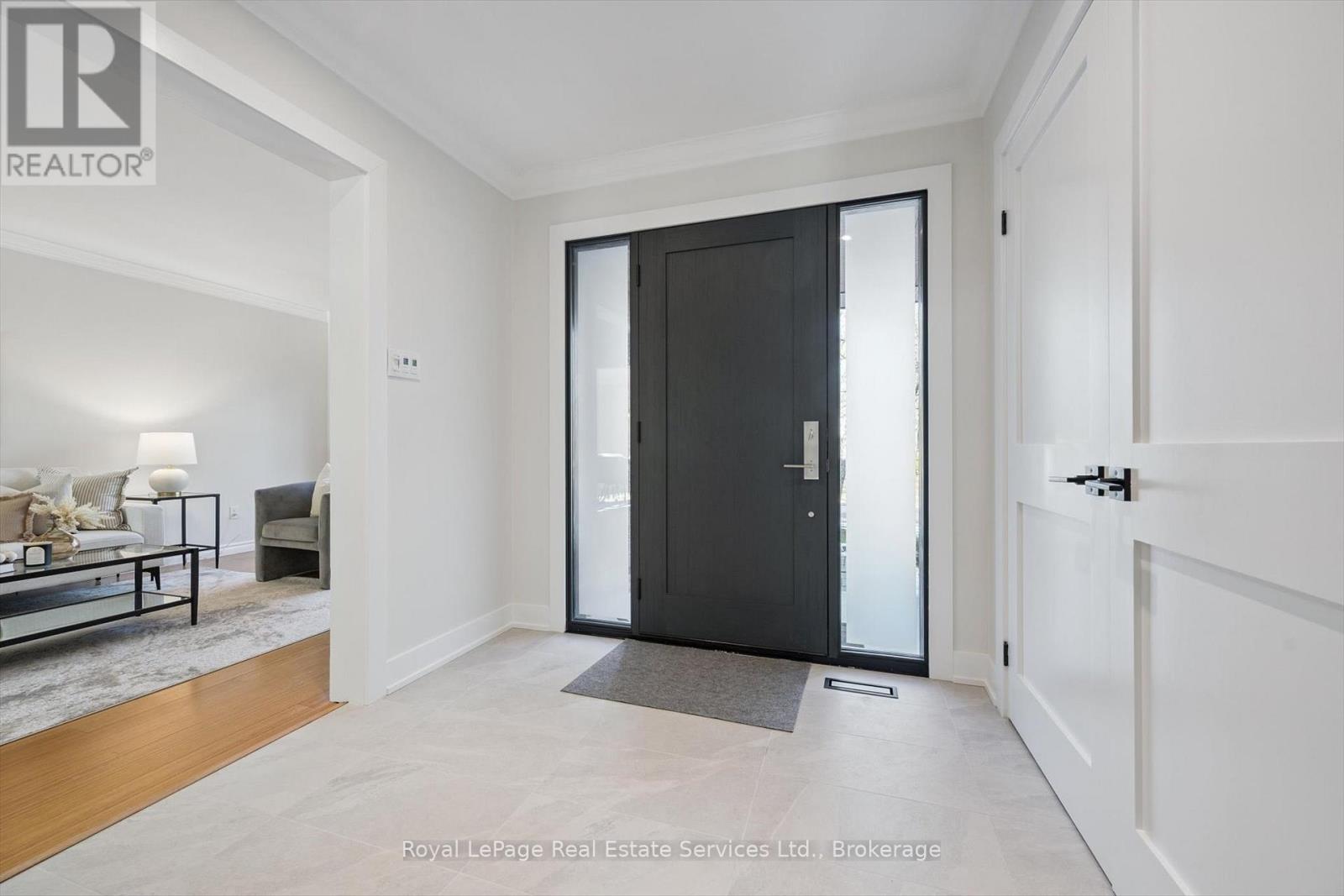 260 Princess Royal Court, Oakville, Ontario  L6H 3A5 - Photo 45 - W12874506