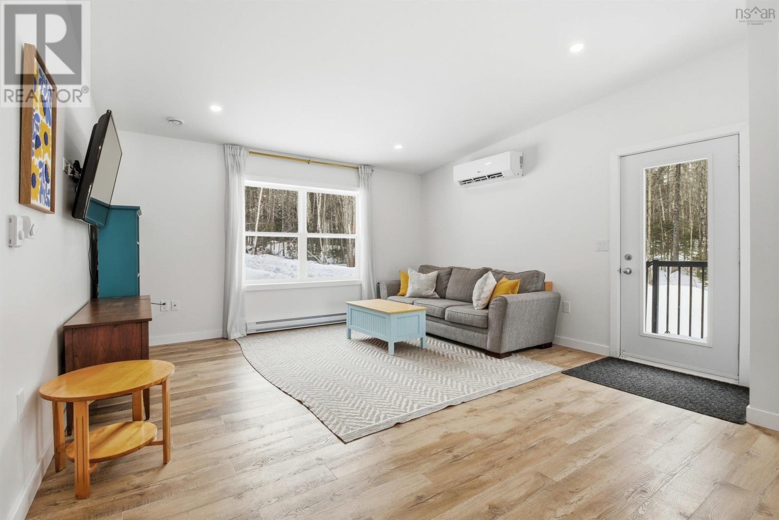 195 Middle Lake South Road, Vaughan, Nova Scotia  B0N 2T0 - Photo 15 - 202604398