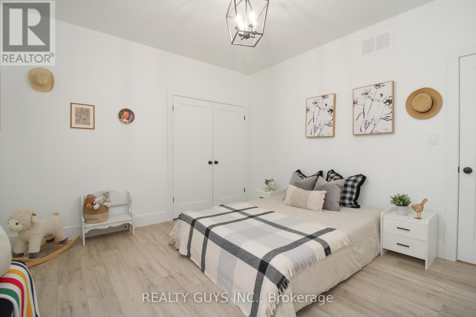 2 Ivy Street, Kawartha Lakes, Ontario  K0L 2W0 - Photo 21 - X12869498