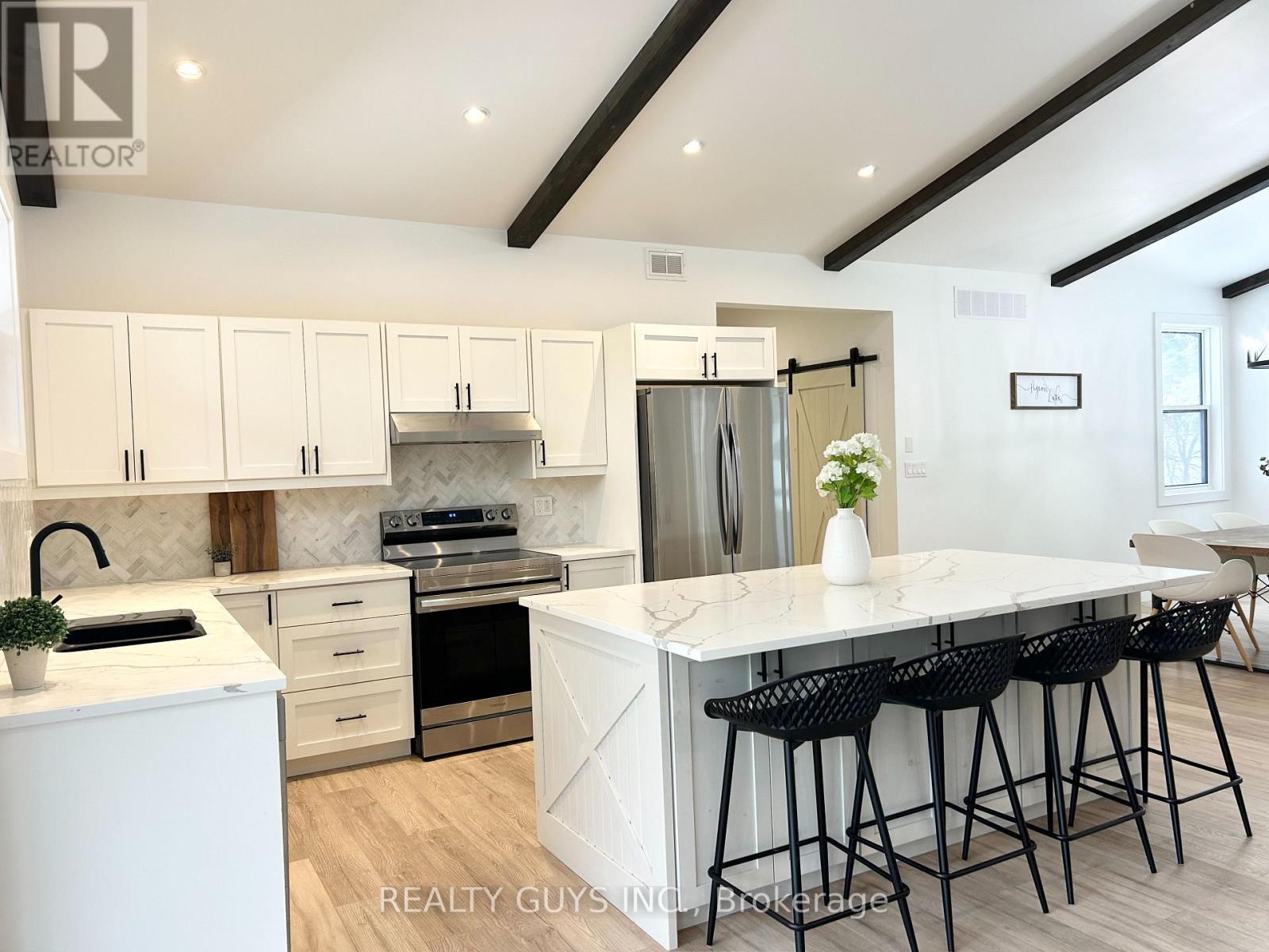 2 Ivy Street, Kawartha Lakes, Ontario  K0L 2W0 - Photo 5 - X12869498