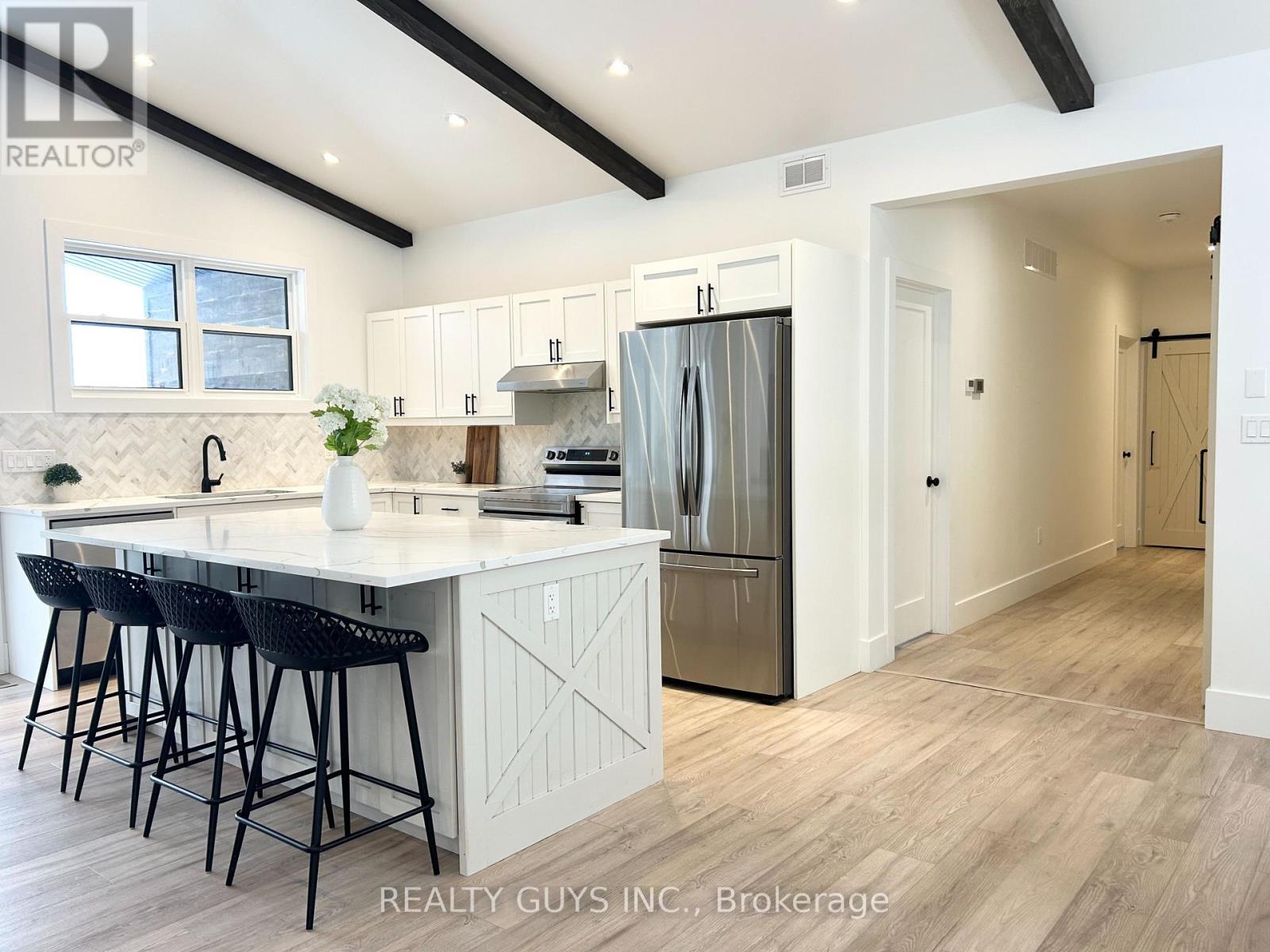 2 Ivy Street, Kawartha Lakes, Ontario  K0L 2W0 - Photo 6 - X12869498