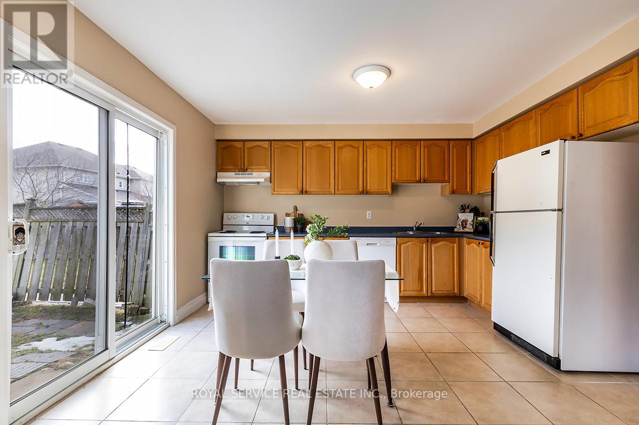 56 Beacham Crescent, Clarington, Ontario  L1B 1N1 - Photo 12 - E12874526