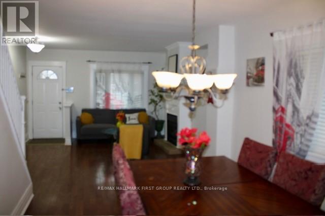 489 Mortimer Avenue, Toronto (Danforth Village-East York), Ontario  M4J 2G6 - Photo 4 - E12874584