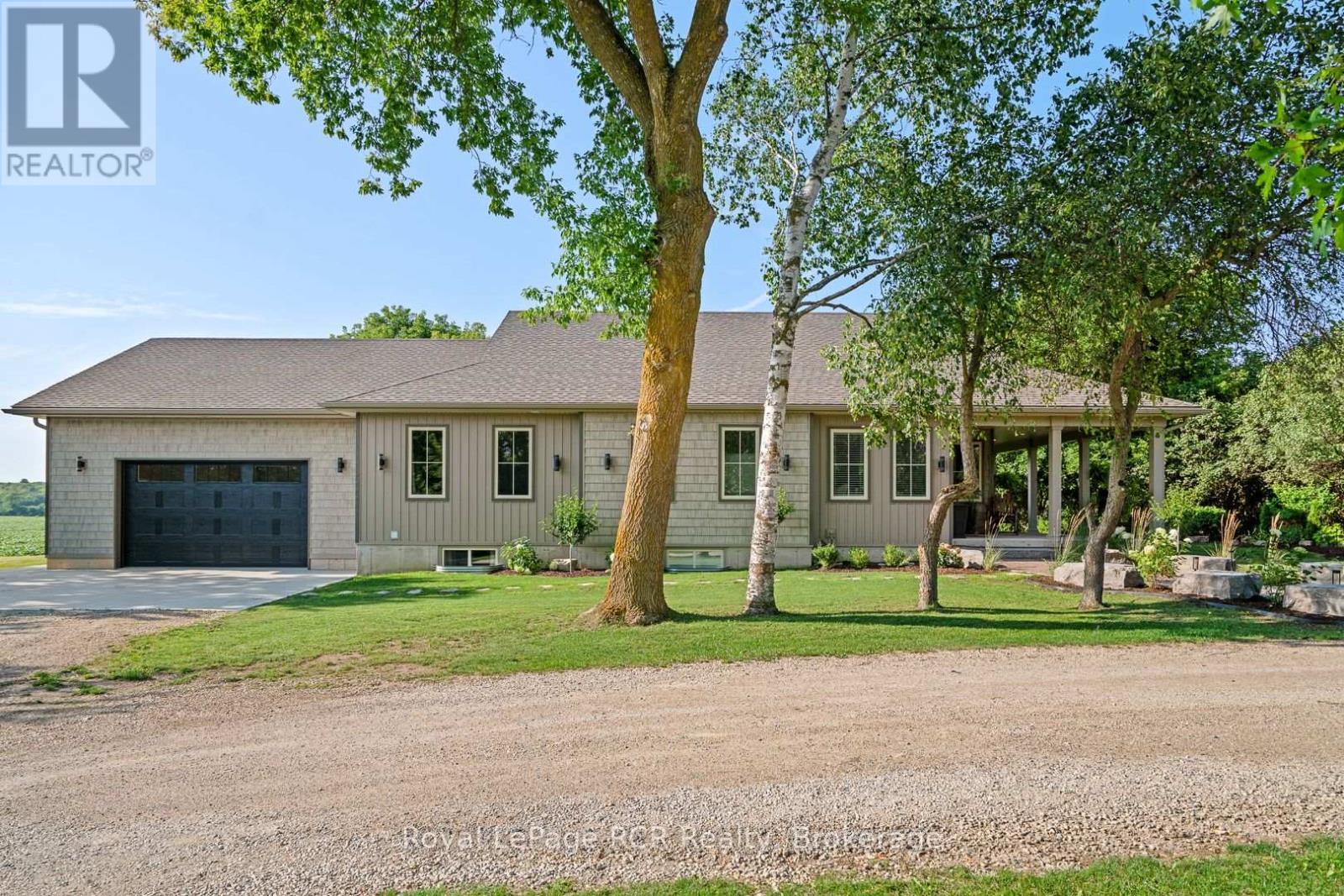 302769 Douglas Street, West Grey, Ontario  N0G 1R0 - Photo 2 - X12874442