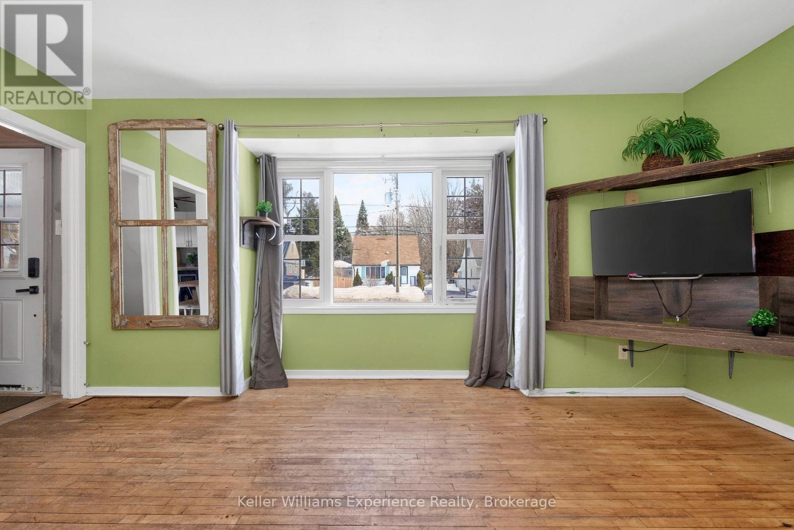 14 Aubrey Street, Bracebridge (Macaulay), Ontario  P1L 1L9 - Photo 13 - X12874566