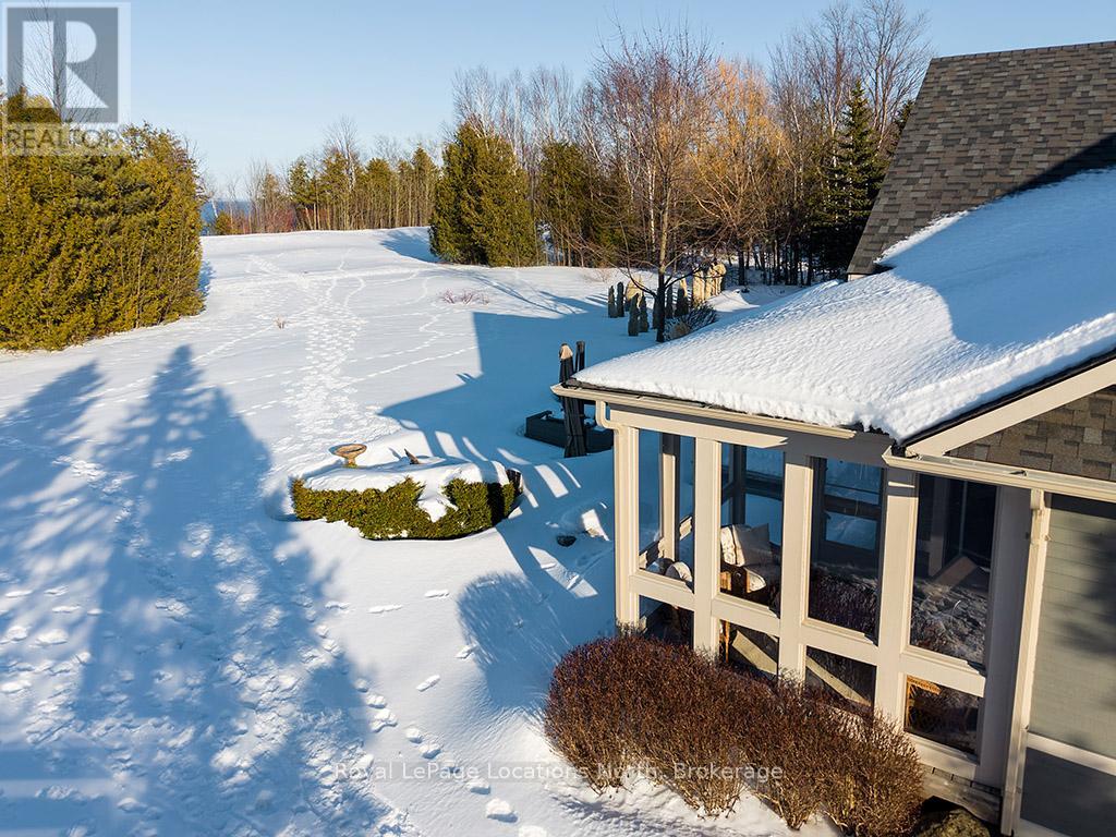 153 East Ridge Drive, Blue Mountains, Ontario  N0H 2P0 - Photo 4 - X12874580