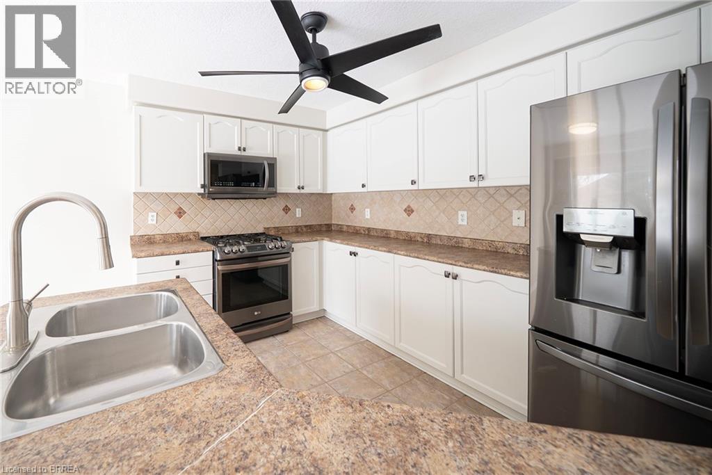 12 Gaydon Way, Brantford, Ontario  N3T 6P9 - Photo 7 - 40804690