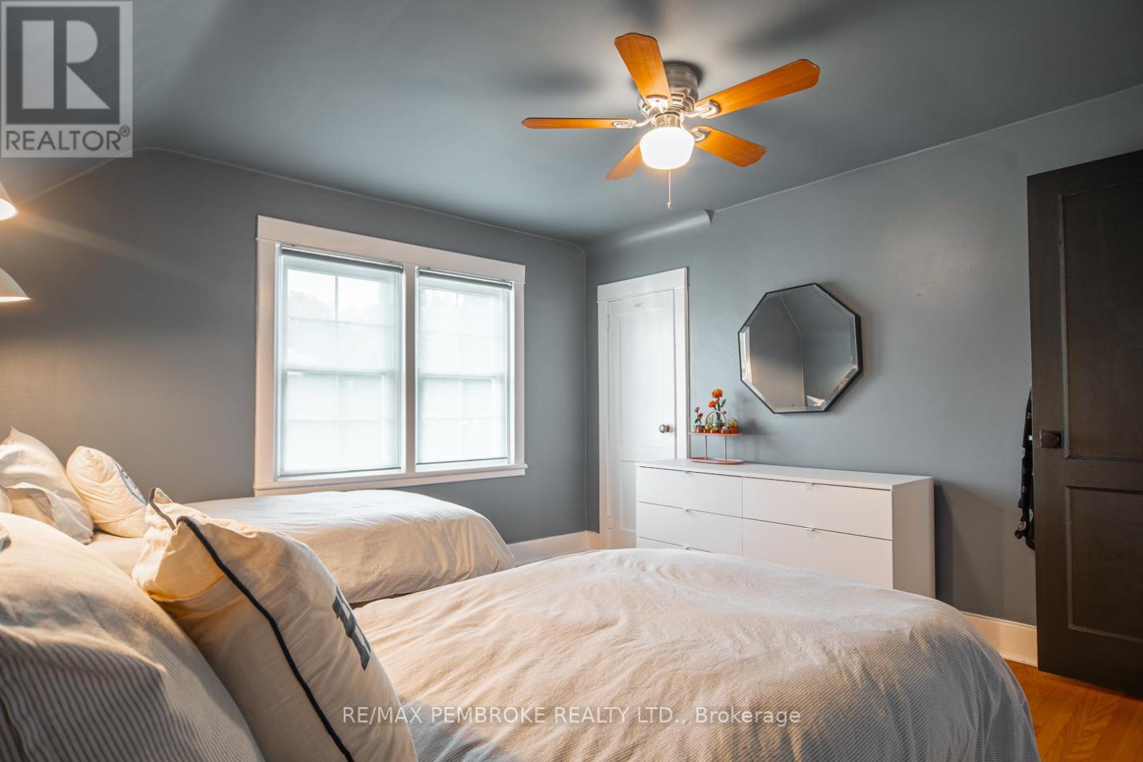 332 Esther Street, Pembroke, Ontario  K8A 3C8 - Photo 20 - X12874600