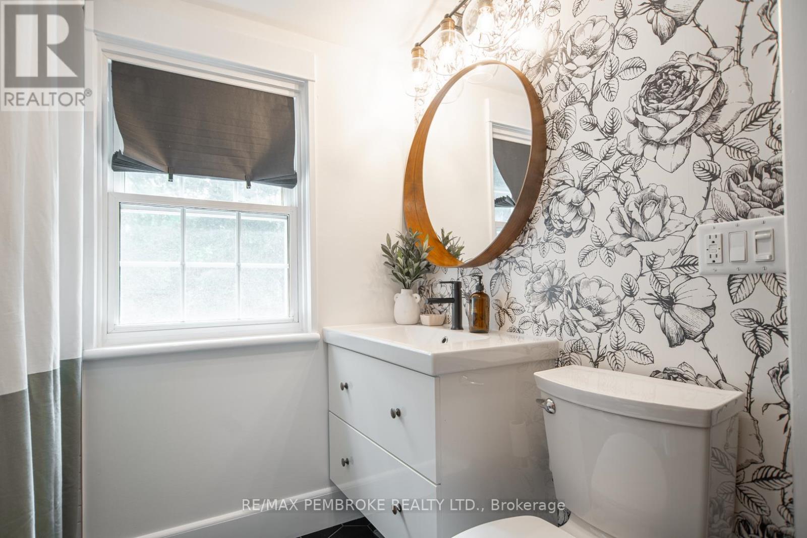 332 Esther Street, Pembroke, Ontario  K8A 3C8 - Photo 23 - X12874600