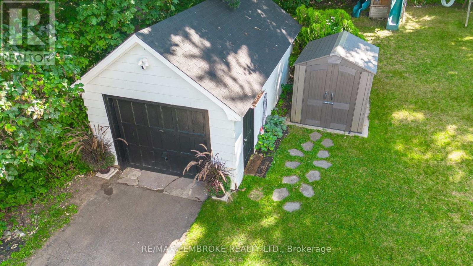 332 Esther Street, Pembroke, Ontario  K8A 3C8 - Photo 31 - X12874600