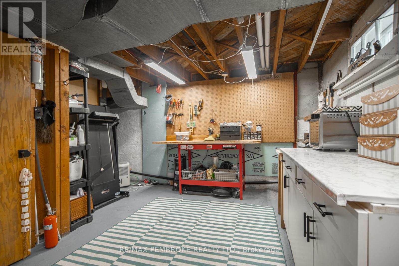 332 Esther Street, Pembroke, Ontario  K8A 3C8 - Photo 37 - X12874600