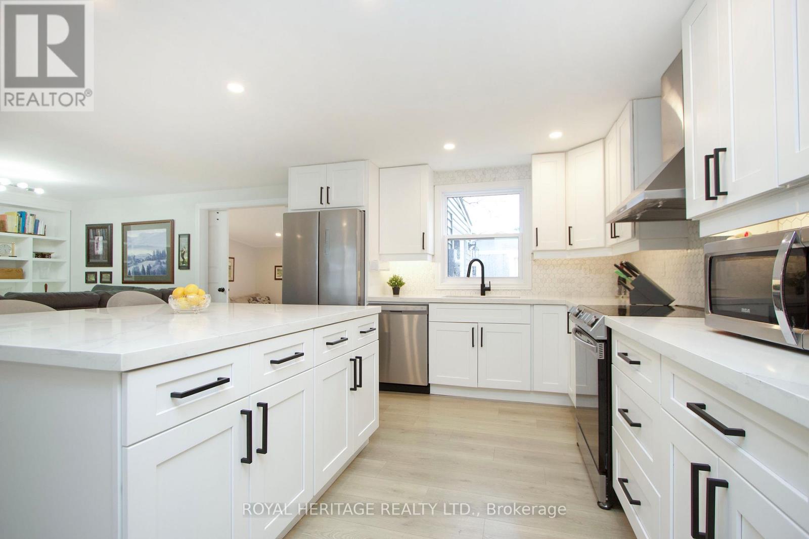 40 Bluffs Road, Clarington, Ontario  L1B 1A3 - Photo 14 - E12874514