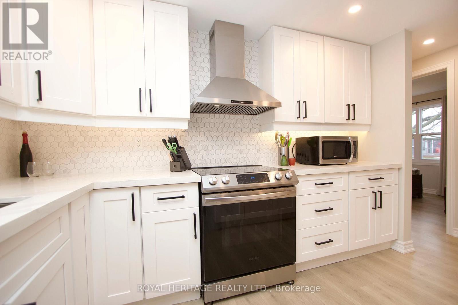 40 Bluffs Road, Clarington, Ontario  L1B 1A3 - Photo 17 - E12874514