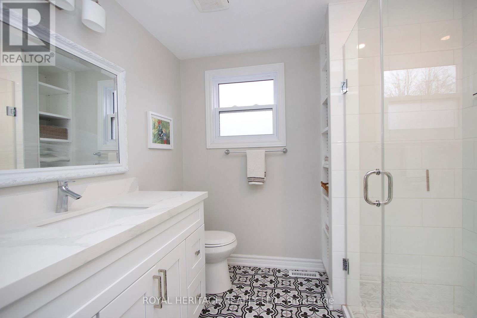 40 Bluffs Road, Clarington, Ontario  L1B 1A3 - Photo 24 - E12874514