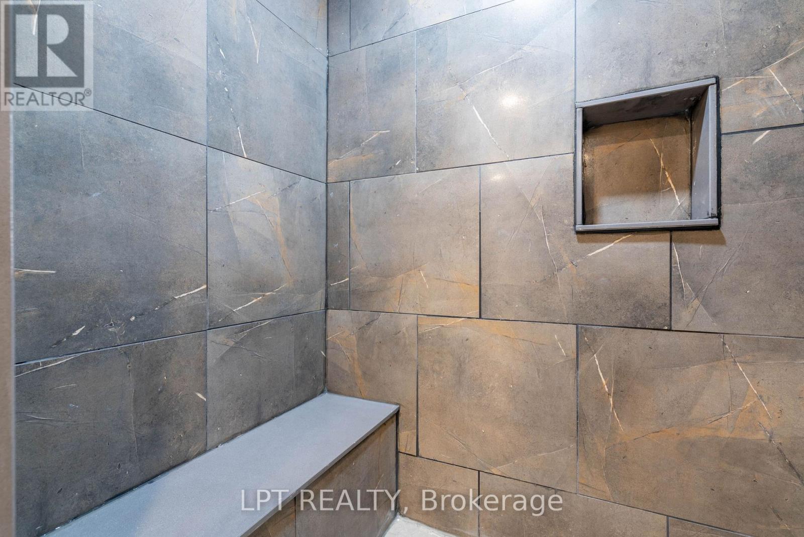 54 Meyer Circle, Markham, Ontario  L3P 4C4 - Photo 33 - N12874458