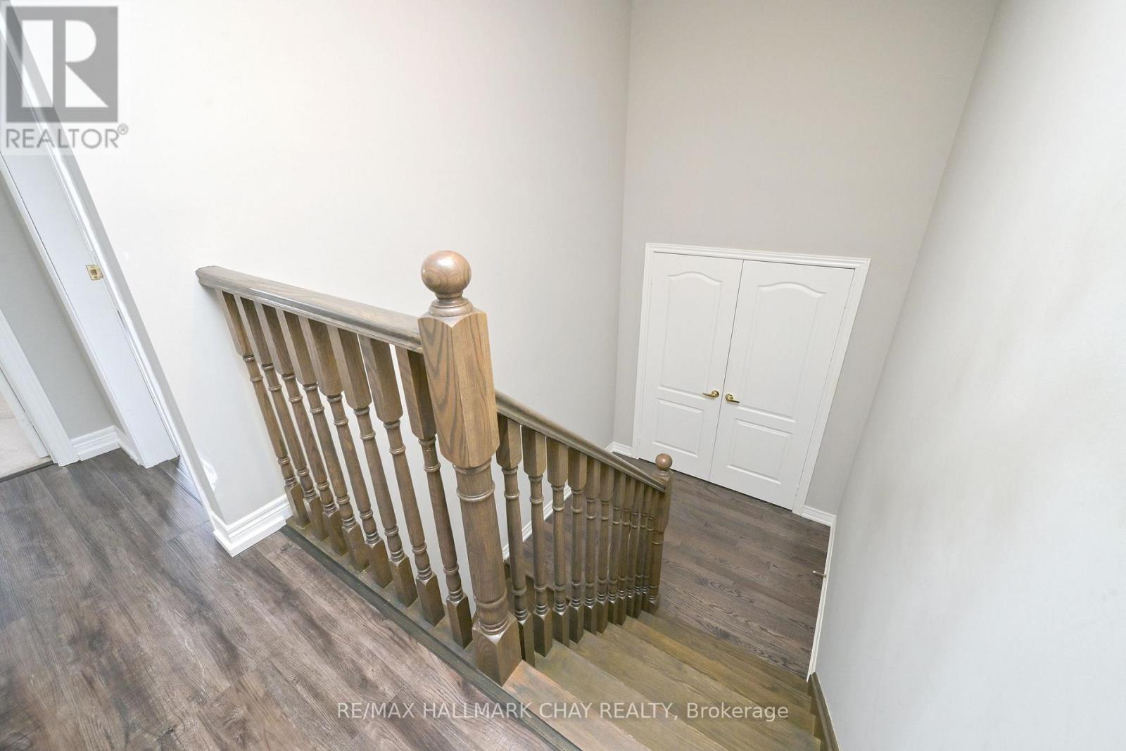 25 Mandley Street, Essa, Ontario  L3W 0B6 - Photo 15 - N12874546