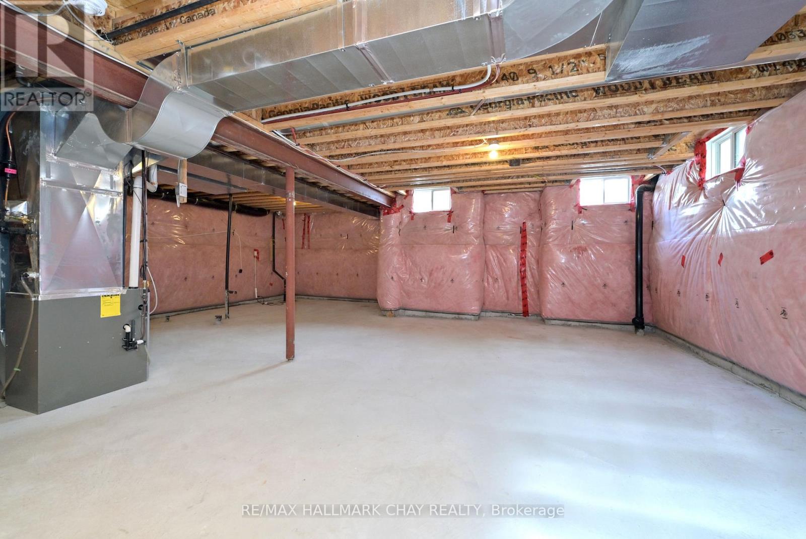 25 Mandley Street, Essa, Ontario  L3W 0B6 - Photo 25 - N12874546