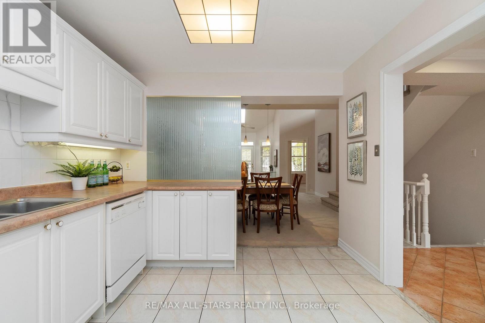 30 Blue Heron Beach Way, Markham, Ontario  L6E 1B4 - Photo 10 - N12874548