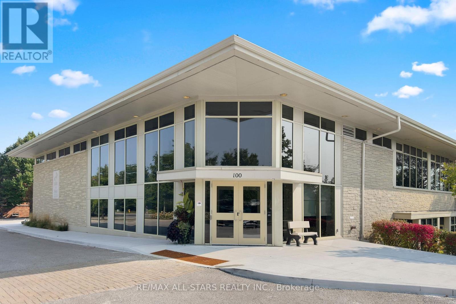 30 Blue Heron Beach Way, Markham, Ontario  L6E 1B4 - Photo 47 - N12874548